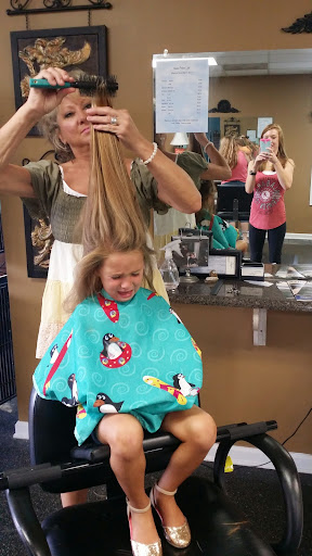 Triangles Salon & Tan - Thumbnail