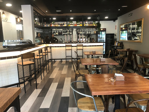 TABERNA CAÑADIENSE - Visual