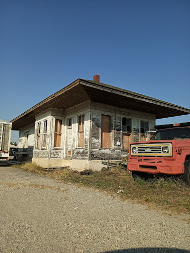 Thomas E Puckett Trucking Co