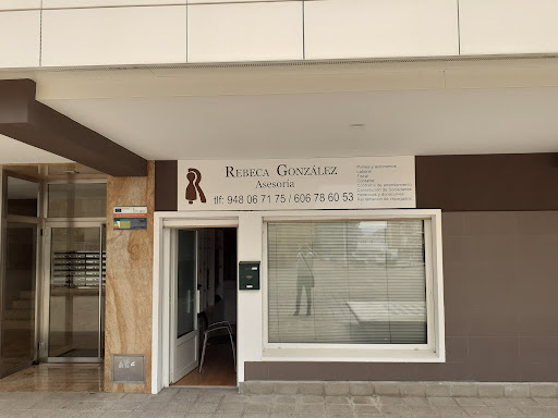 Rebeca González - Asesoría en Zizur Gallery - Spain