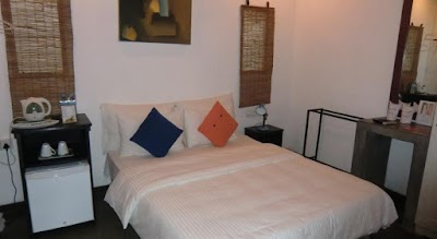 Photos of Settle Inn Tourist Lodge
