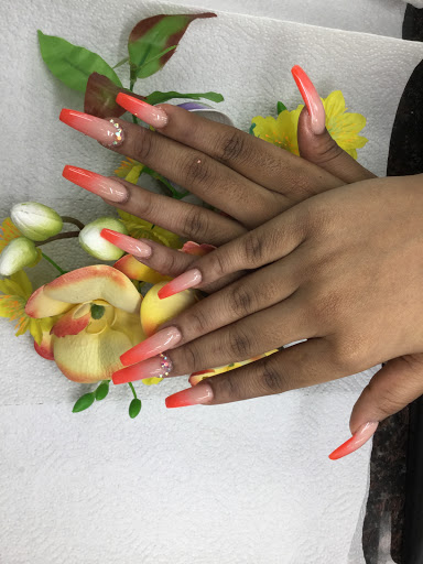 Secrets Nails & Spa - Thumbnail