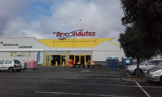 Les Briconautes