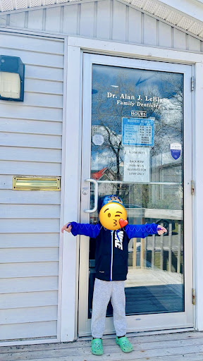Champlain Dental Clinic Moncton - Weldon Street - Thumbnail