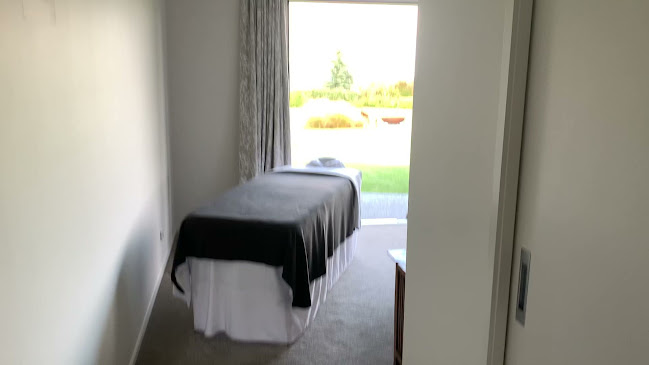 Reviews of Indulge Mobile Massage and Spa - Queenstown in Waihi - Massage therapist