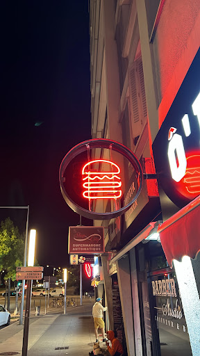 Photo 2 - Burger Mania