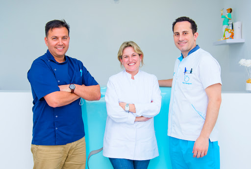 Centro Dental Vidal y Rodríguez