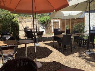 Photo n°38 de Restaurant LE MEETING POTES à Saint-Jean-de-Braye (Salle de concert)