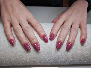 Photo n°5 de Ellyte coiffure- prothésiste ongulaire à Bordes (Salon de coiffure)