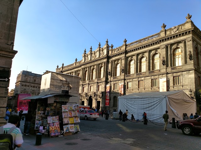 Museo del Ejército y Fuerza Aérea “Bethlemitas”
