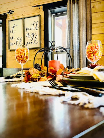 Knotty and Nice Luxury Cabin by null