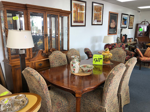 Angelica's Pre-Owned Furniture and Home Interiors - Thumbnail