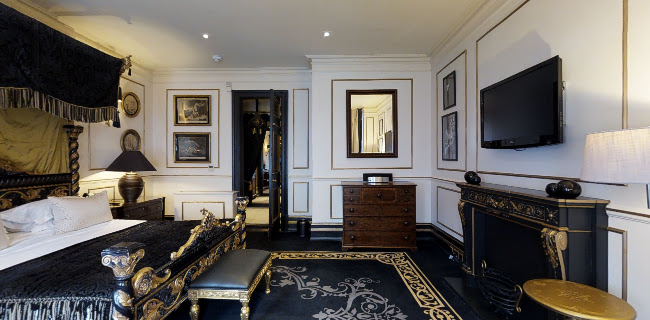 11 Cadogan Gardens Phone number