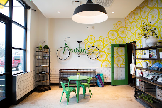 True Food Kitchen by null