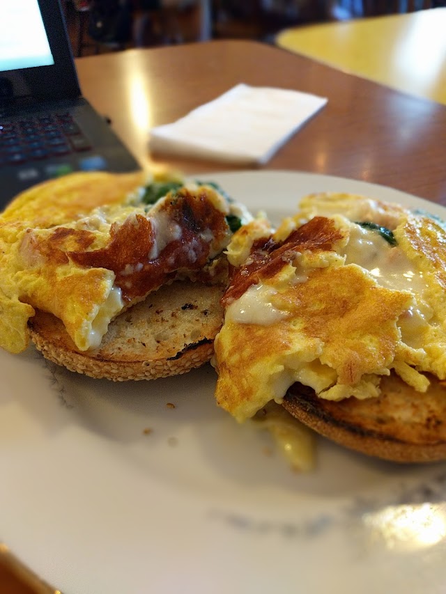 Meshuggah Cafe