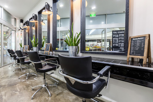 Buzzy Barber - Visual