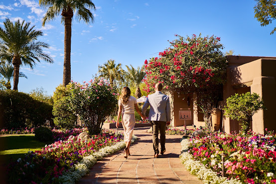 LON’s at The Hermosa Inn by null