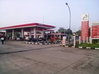 Gas Station