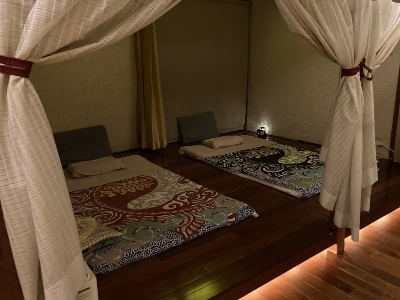 アジアンブリーズ 横浜店(万葉倶楽部内)