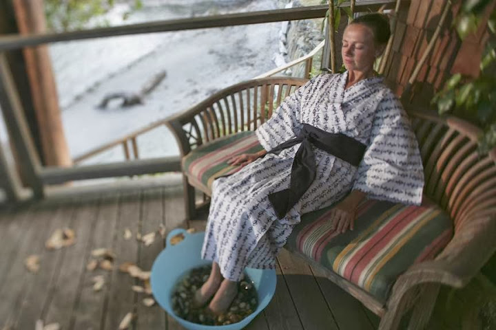 Galiano Oceanfront Inn and Spa by null