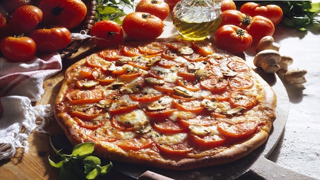 Bocconcini Pizzeria & Restaurant