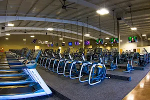 Physiq Fitness image
