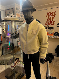 Photo n°5 de Mao Sneakers à Le Pradet (Boutique d'accessoires de mode)