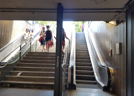 Parada Catalunya Línia 3 de Metro - Thumbnail