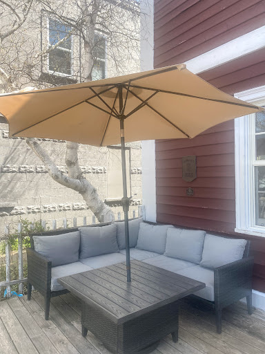 Lazy Daisy Café