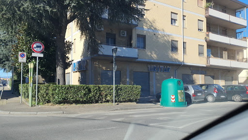 Acqua shop prato 2 Gallery - Italy