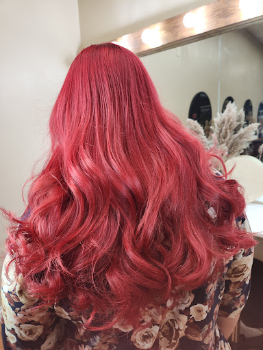 Ulises Reyes Hairstylist - Thumbnail