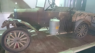 Photos of متحف السيارات التاريخية والأثرية