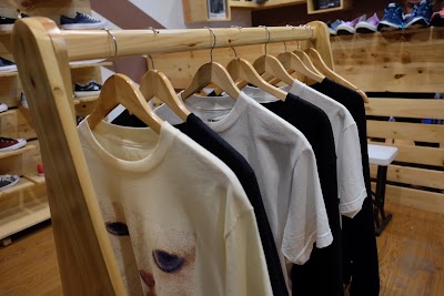 Photos of Gogon Shop