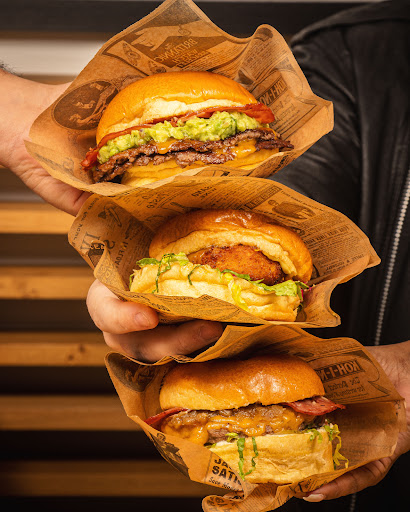Photo 4 - BEN'S BURGER