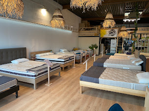 Photo n°18 de Spot Literie à Quetigny (Menuisier)