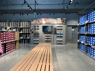 Photo n°3 de adidas Outlet Store Moulins-lès-Metz à Moulins-lès-Metz (Magasin de chaussures)