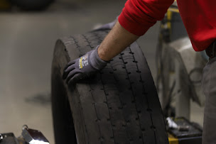 Photo n°6 de SNC Pneu Laurent à Avallon (Fabricant de pneus)