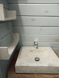 Photo n°46 de Domaine de Cozance : Chambres d'Hotes et gite insolite - Espace Nordique Zen Détente - Piscine - Mini ferme pédagogique à Anjou (Centre de bien-être)