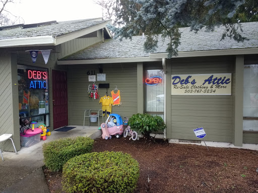 Deb's Attic - Visual