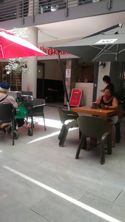 Photos of Woolworths Piazza St John