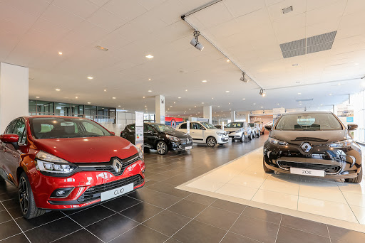 RENAULT ST-QUENTIN-EN-YVELINES - RRG Gallery - France