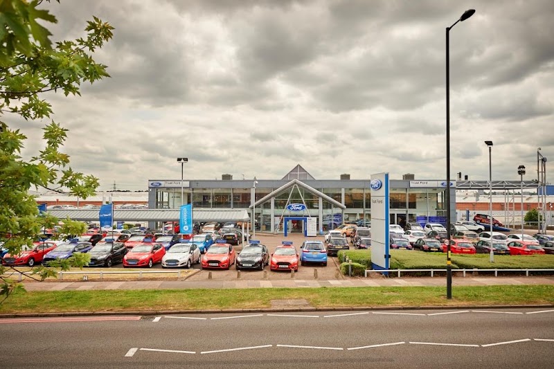 TrustFord Birmingham Car & Transit Centre photo 2