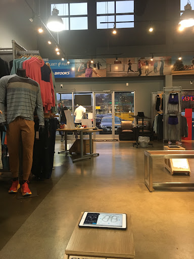 Fleet Feet North Raleigh - Thumbnail