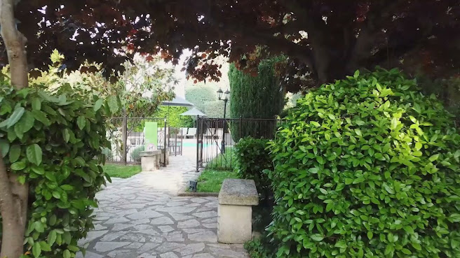 Auberge de Cassagne & Spa | Hotel 5 étoiles Avignon by null