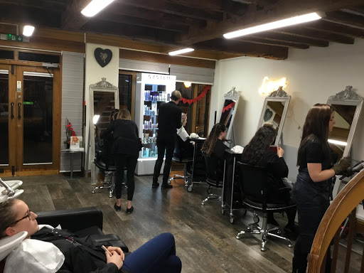 Lindsey James Training Academy, Love is in the Hair - United Kingdom