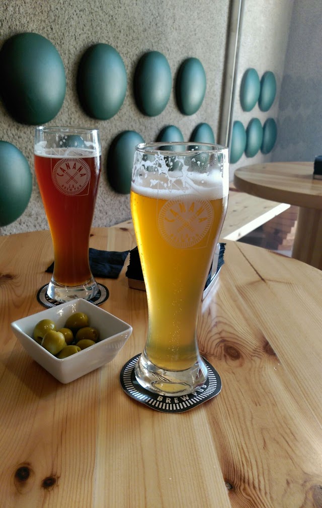 Canana L.A. Brewpub