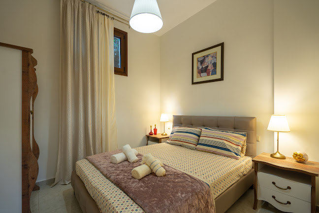 Opinii despre Meteoron Theasis în Μeteora - Κτηματομεσιτικό γραφείο