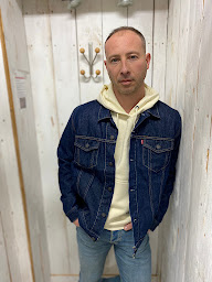 Photo n°18 de Stop ou encore à Châtellerault (Magasin de vêtements)