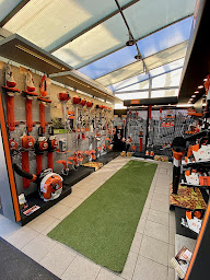 Photo n°25 de Quinot Ets à Nangis (Magasin de matériel pour le travail du bois)