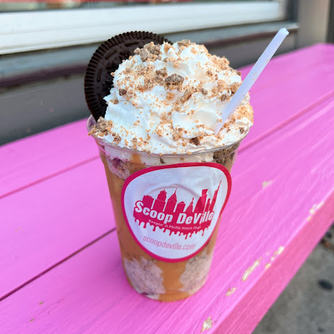 Scoop DeVille by null